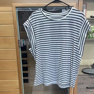 SHEIN Black and White Striped Short Sleeve Top